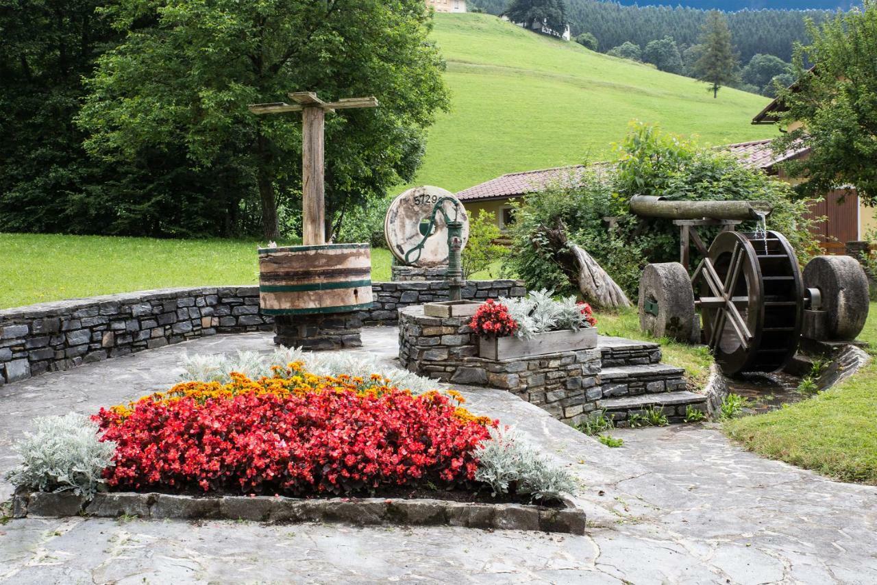 Gaestezimmer Buchegger Krumbach  エクステリア 写真