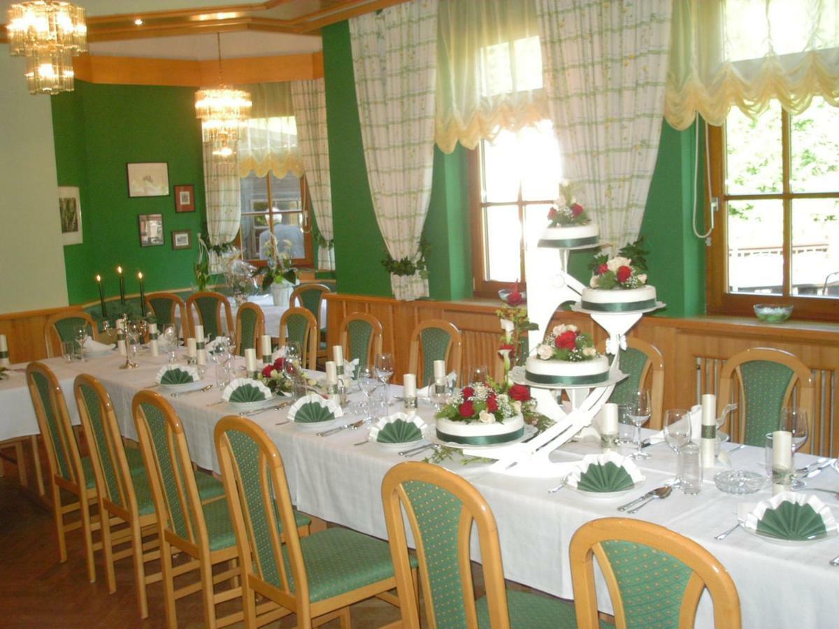 Gaestezimmer Buchegger Krumbach  エクステリア 写真