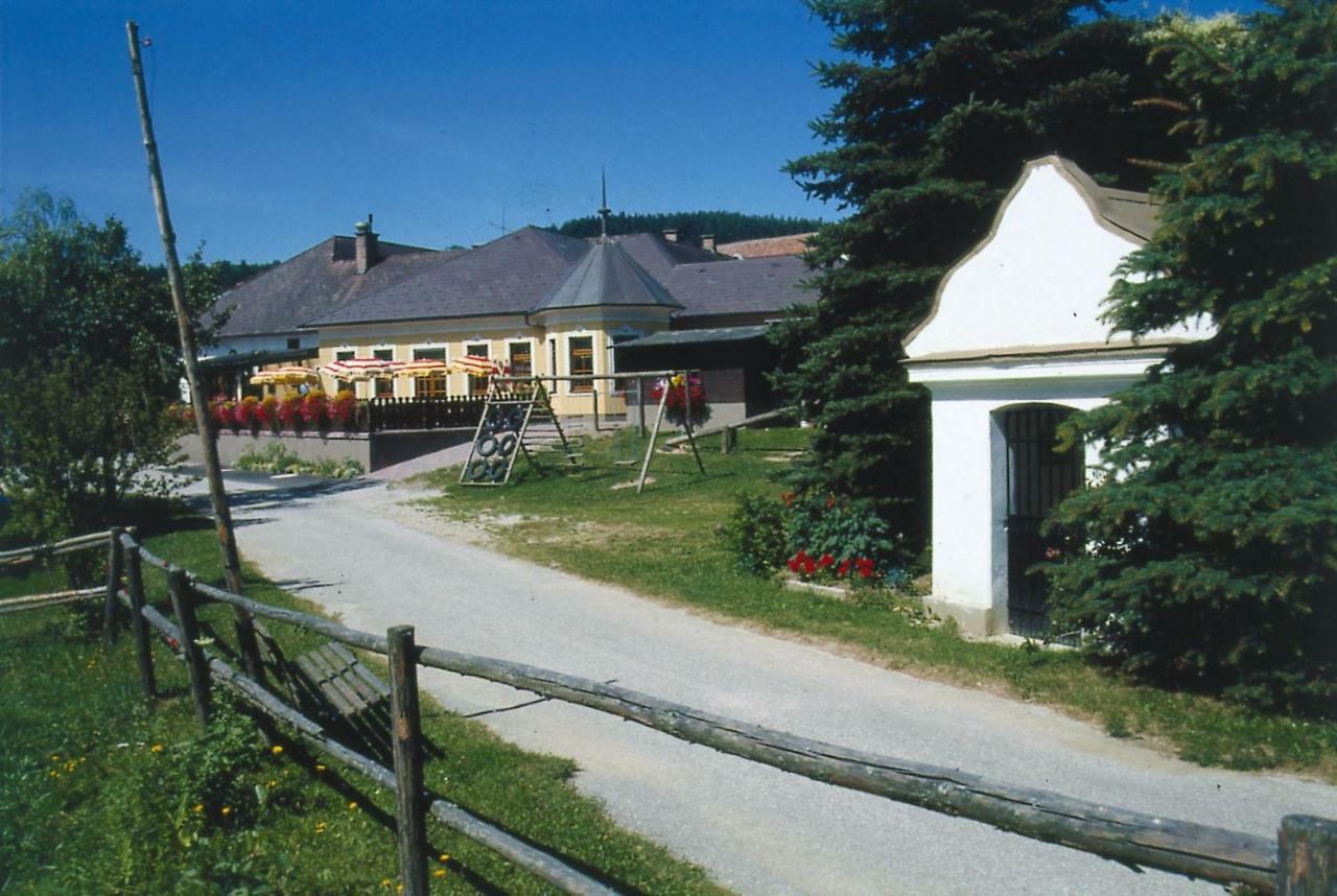 Gaestezimmer Buchegger Krumbach  エクステリア 写真