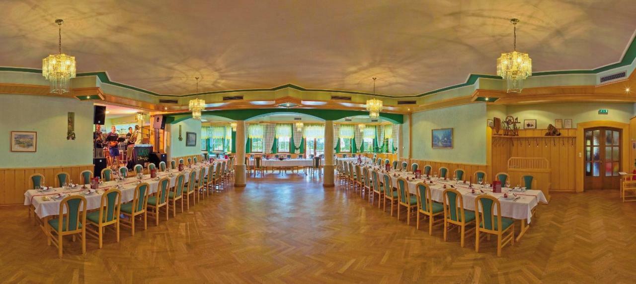Gaestezimmer Buchegger Krumbach  エクステリア 写真